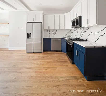 Rented by Artur Gutman, LREB | media 16