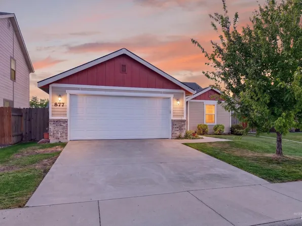 877 E Shady Ridge Dr, Kuna, ID 83634