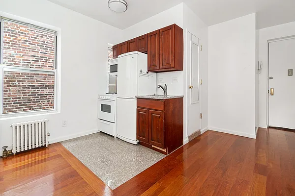 Rented by REAL New York | media 41