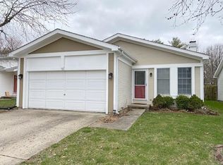 2523 Woodlawn Dr, Charleston, IL 61920