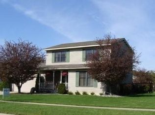696 Greengate Dr, Saint Johns, MI
