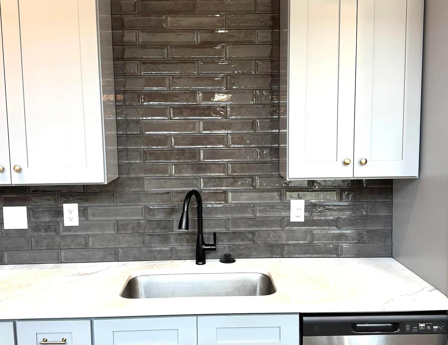 2 bed, 2.5 bath, 1432 sqft, $1,950 — Photo 4