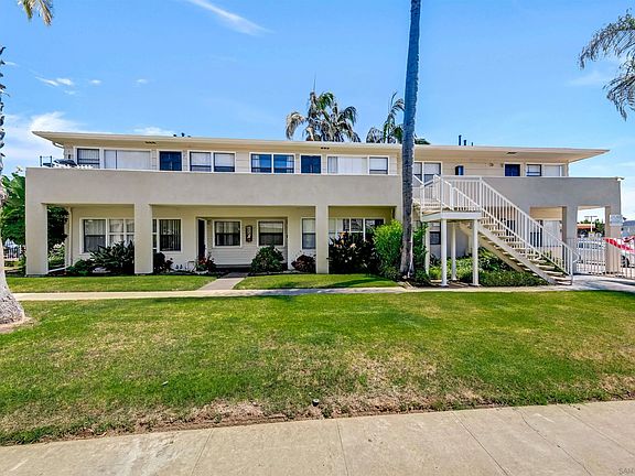 4th image of 1518 Rosecrans St
