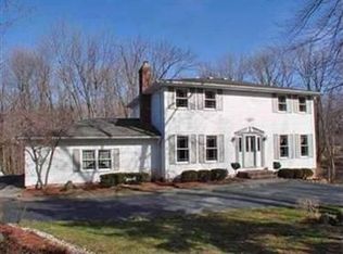 11709 Pinewood Trl, Chesterland, OH 44026