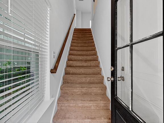 5th image of 1252 Allusion Ln #201