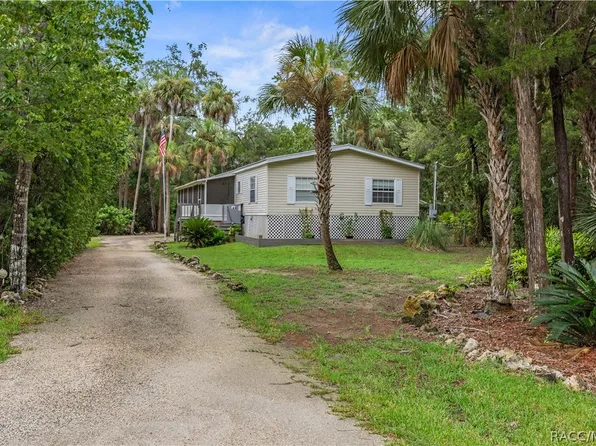 11720 W North Pl, Homosassa, FL 34448