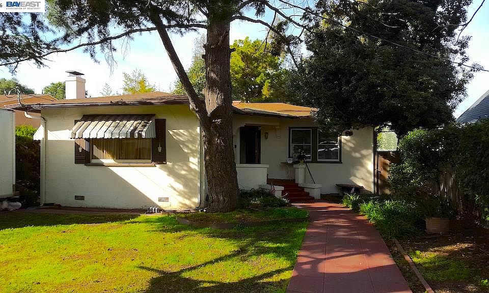 1st image of 554 Broadmoor Blvd