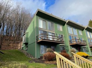 47 Valley View Rd, Hidden Valley, PA 15502