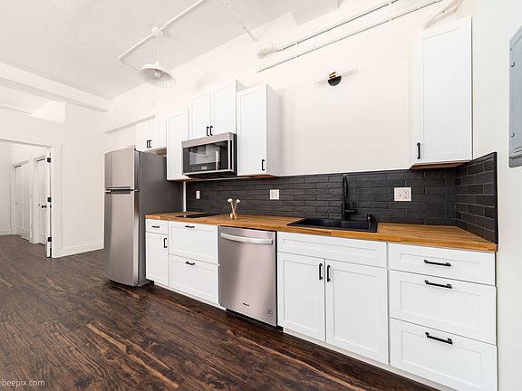 3rd image of 7 S Howard St #304