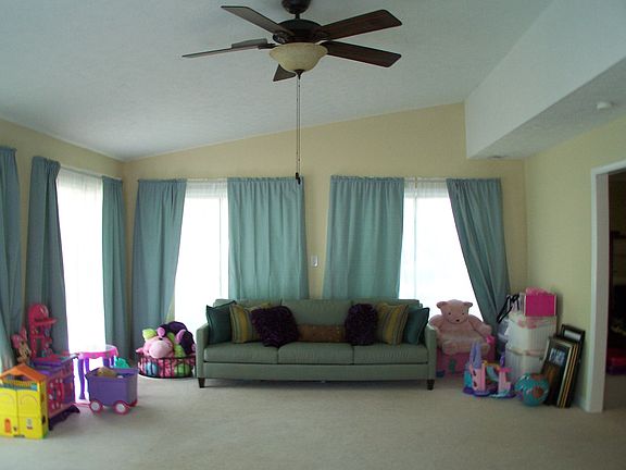 5th image of 817 Jouett Dr