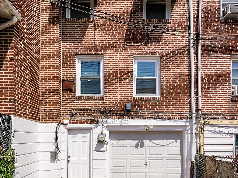 4046 Lawndale St — Photo 19