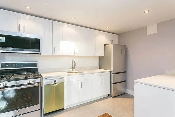 Rented by Vector New York, LLC | media 5