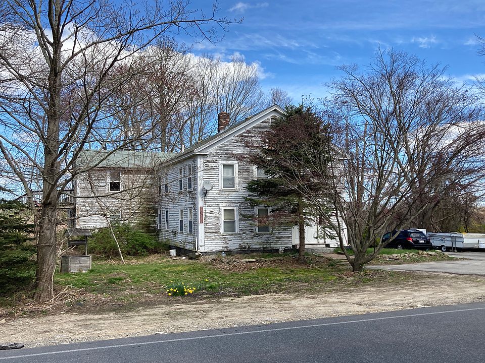 111 North Ave, Mendon, MA 01756 | Zillow