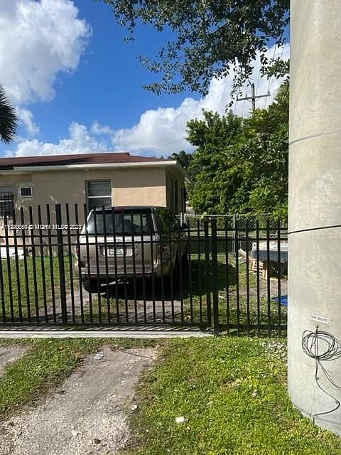 2nd image of 10014 NW 5th Ave #A