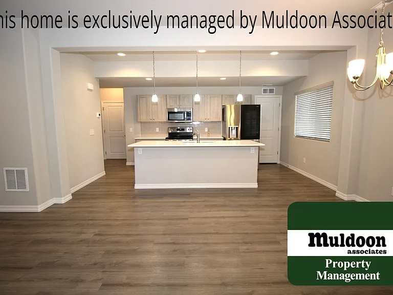 7525 Mount Elbert Point — Photo 3