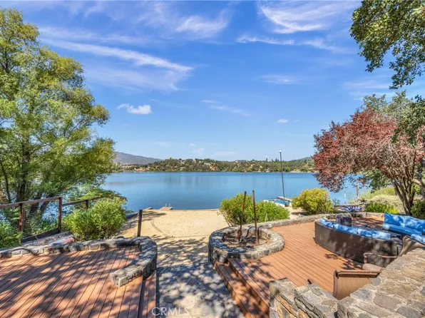 19191 N Shore Ct, Hidden Valley Lake, CA 95467