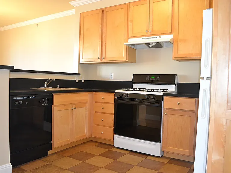 1738 Haight St #202 — Photo 6