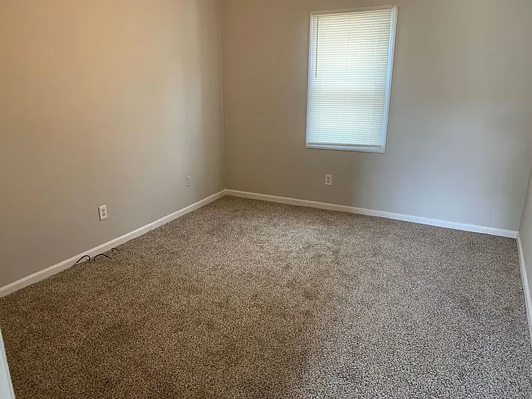4137 Sunset Ave #5 — Photo 10