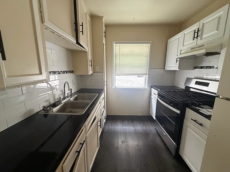 1405 E Ocean Blvd #17 — Photo 6