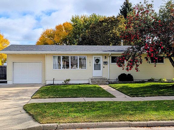 2nd image of 1817 4th St SW
