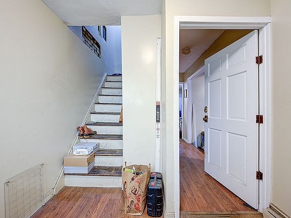 3rd image of 21510 99th Ave