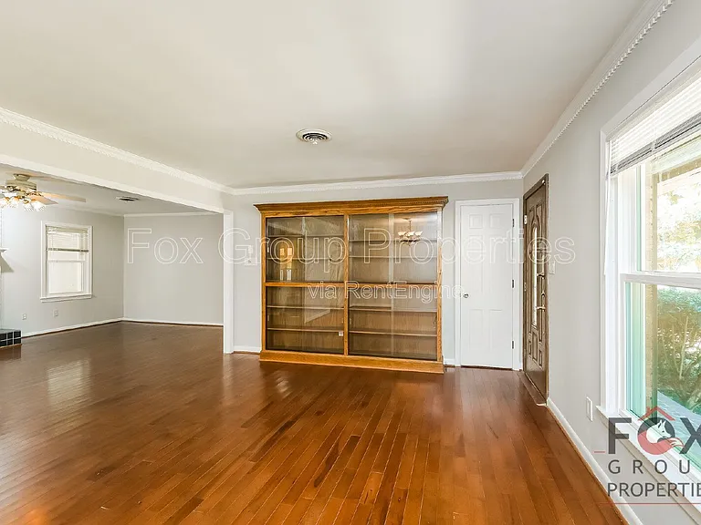 2049 Charlotte Hwy — Photo 6