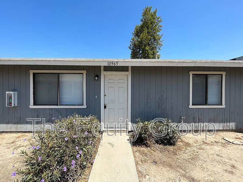 1st image of 10965 Thompson Dr
