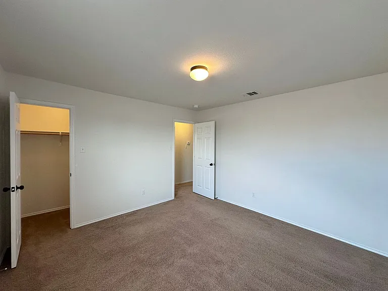 5304 Capricorn Loop — Photo 44