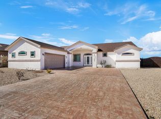 604 Gold Beach Dr, Canutillo, TX 79835
