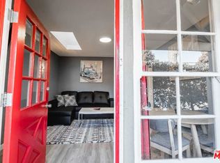 5147 N Riverton Ave, North Hollywood, CA 91601
