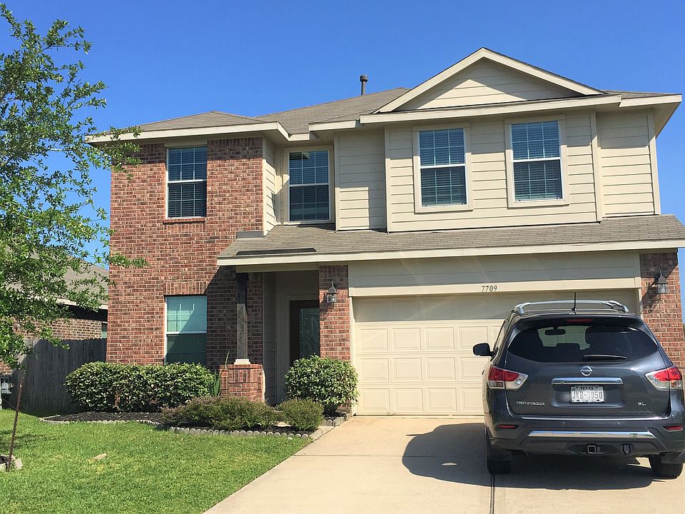 1st image of 7709 Topaz Way