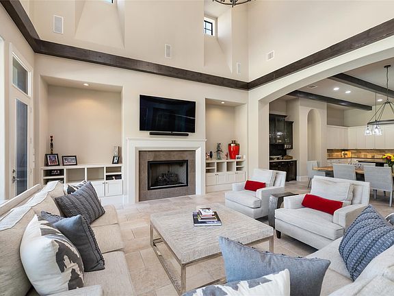 4th image of 24806 Pearl Crest Ln