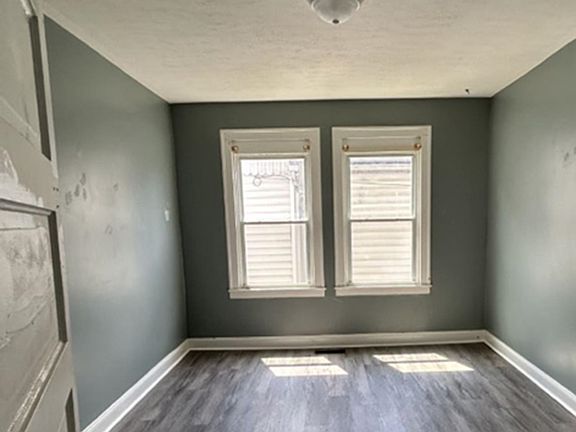 5th image of 2940 5th Ave