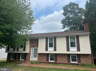 903 N Woodward Dr, Baltimore, MD 21221