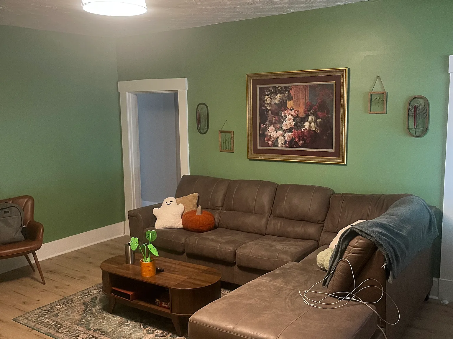 4 bed, 1.5 bath, 1668 sqft, $1,000 — Photo 3