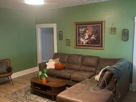 3rd image of 315 N 6th St #2