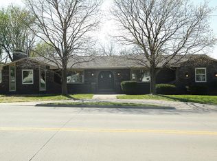 902 S 36th St, Saint Joseph, MO 64507