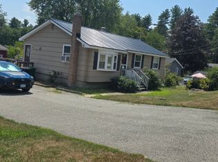 34 Pelham St, Nashua, NH 03063