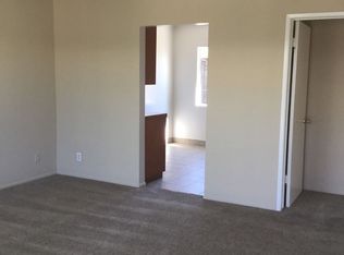 9817 San Gabriel Ave APT M, South Gate, CA 90280