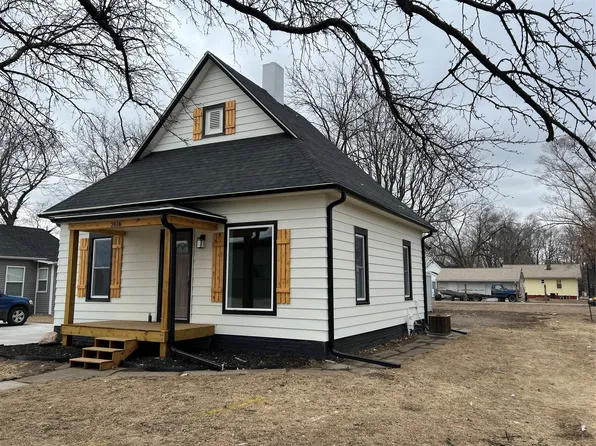 2616 Dean Ave, Des Moines, IA 50317