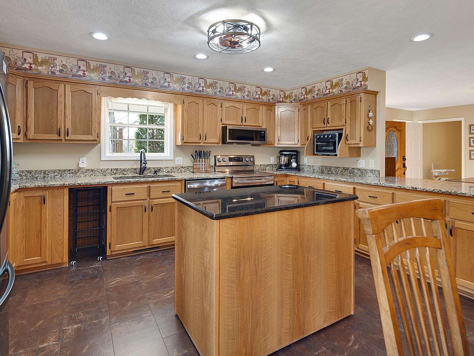 13th image of this home