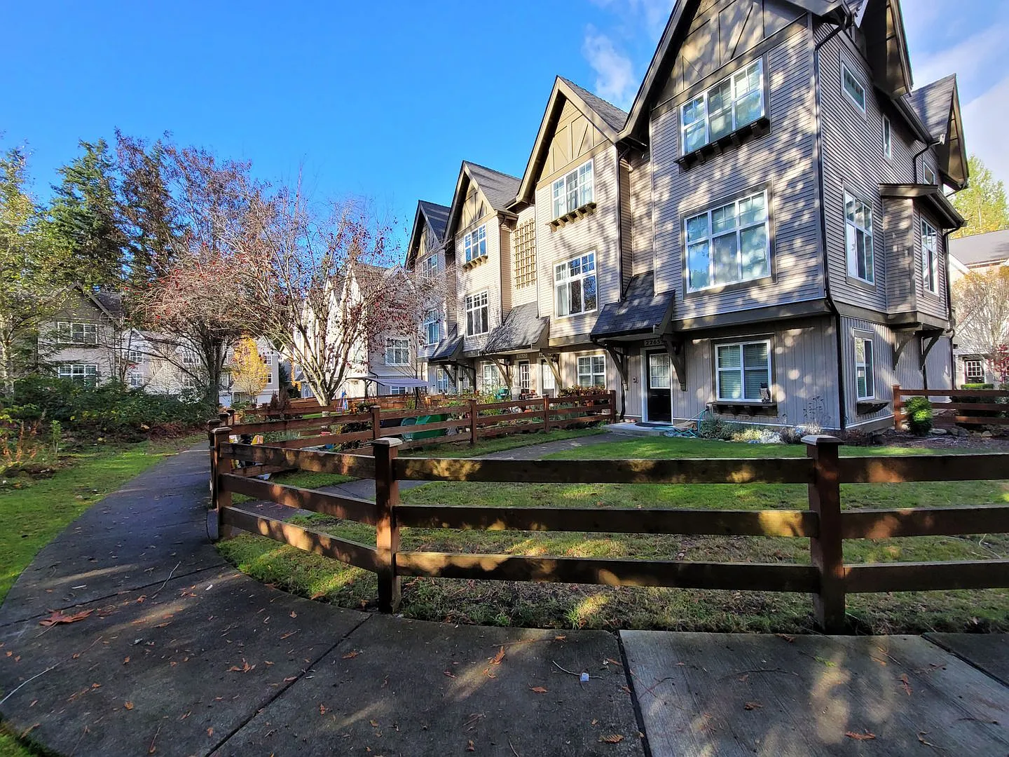 Updated Redmond Ridge Townhome Surrounded by Nature — Photo 1