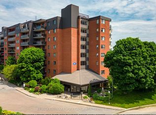 262 Rose St #705, Barrie, ON L4M5R2