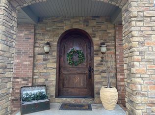 3436 Fox Grape St, Springfield, MO 65804