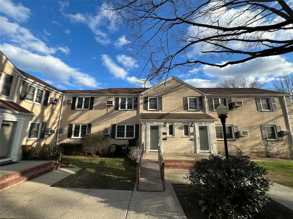 64-17 Springfield Boulevard #B, Oakland Gardens, NY 11364