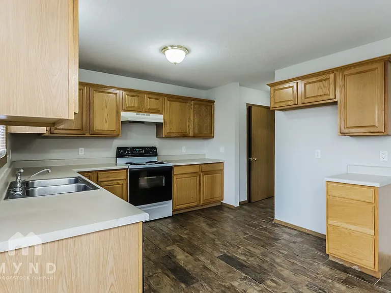 418 N Century Pl — Photo 10