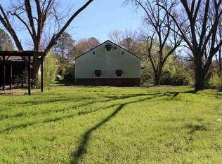 49 N Poplar St, Butler, GA 31006