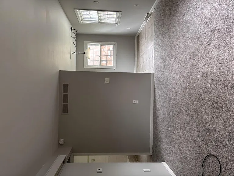 1676 Western Ave #2B — Photo 3