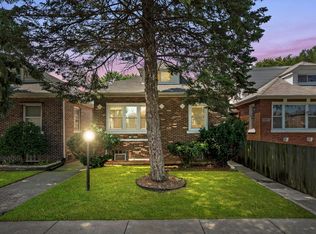 9132 S Saginaw Ave, Chicago, IL 60617