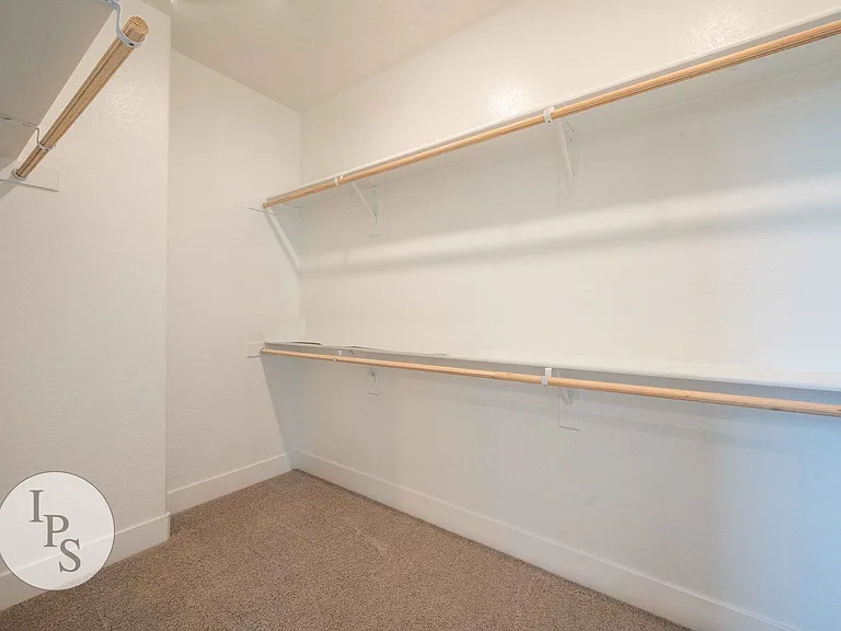 2830 E Tamarind Dr — Photo 27